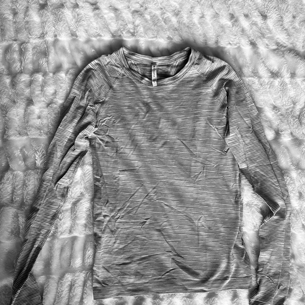 Athleta Long Sleeve Striped Tee in Black and White